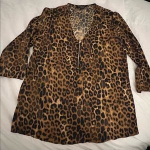 Express 3/4 length sleeve leopard blouse Medium
